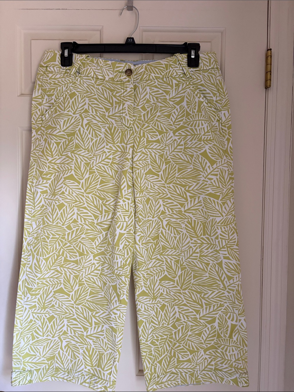Lands' End Women’s Cropped Jeans with White Leaf Print on Light Green